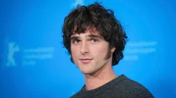 Jacob Elordi Talks Weight Loss and On-Screen Romance for 'The Narrow Road to the Deep North'