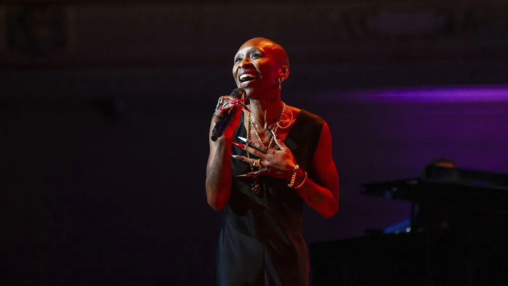 Review: Jimmy Choo-less Cynthia Erivo Opens Keith Lockhart's 30th Pops Season in Spectacular Fashion
