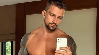 You're Going to Want to Double Tap on Alex Smirnoff
