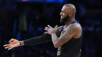 Lebron James Begins His Record 23rd NBA Season With Stellar Playmaking in Lakers' Win Over Jazz